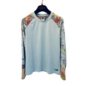 The North Face Size Med Rush Guard Top in Blue Tropical Design Sleeves
